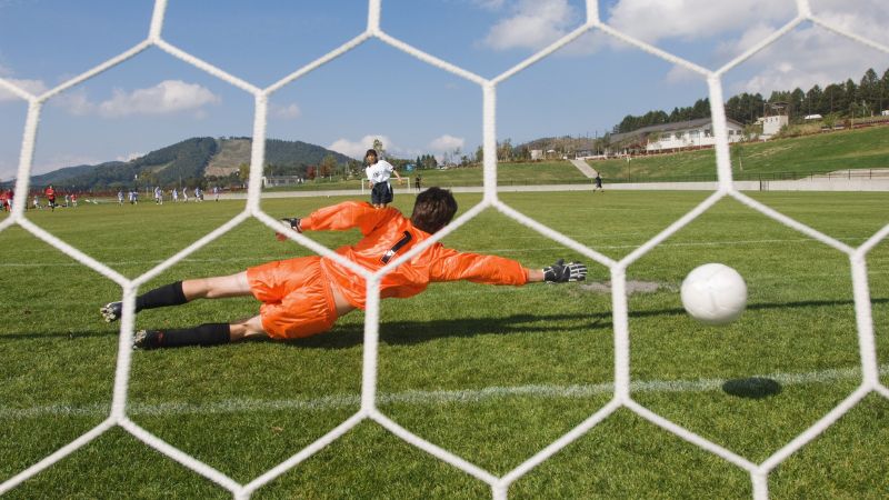 Luật đá penalty ra đời như thế nào?